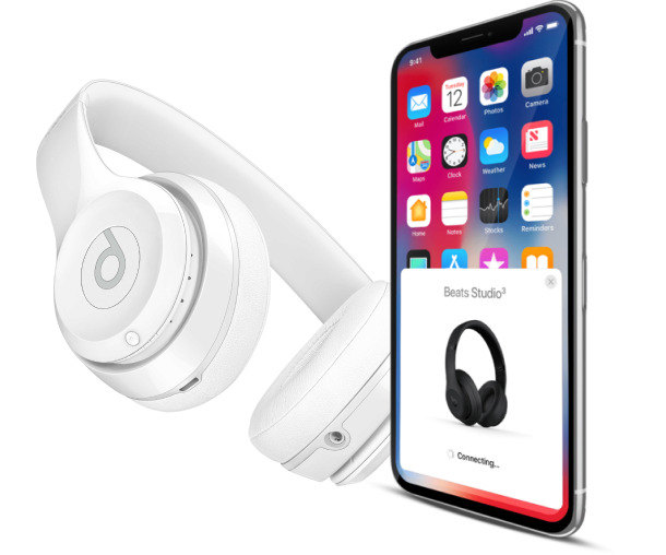 Imagem do fone de ouvido branco com um celular emparelhado